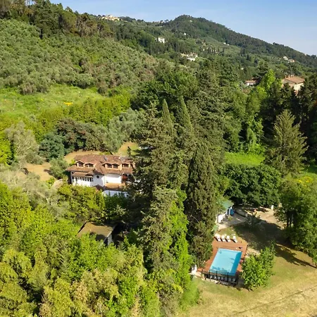Manganelli 12, Emma * Camaiore