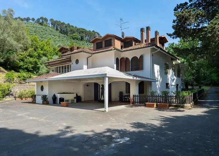 Manganelli 12, Emma *